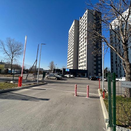 Mountain View Apartment 1 + Parking Sofia Exterior photo